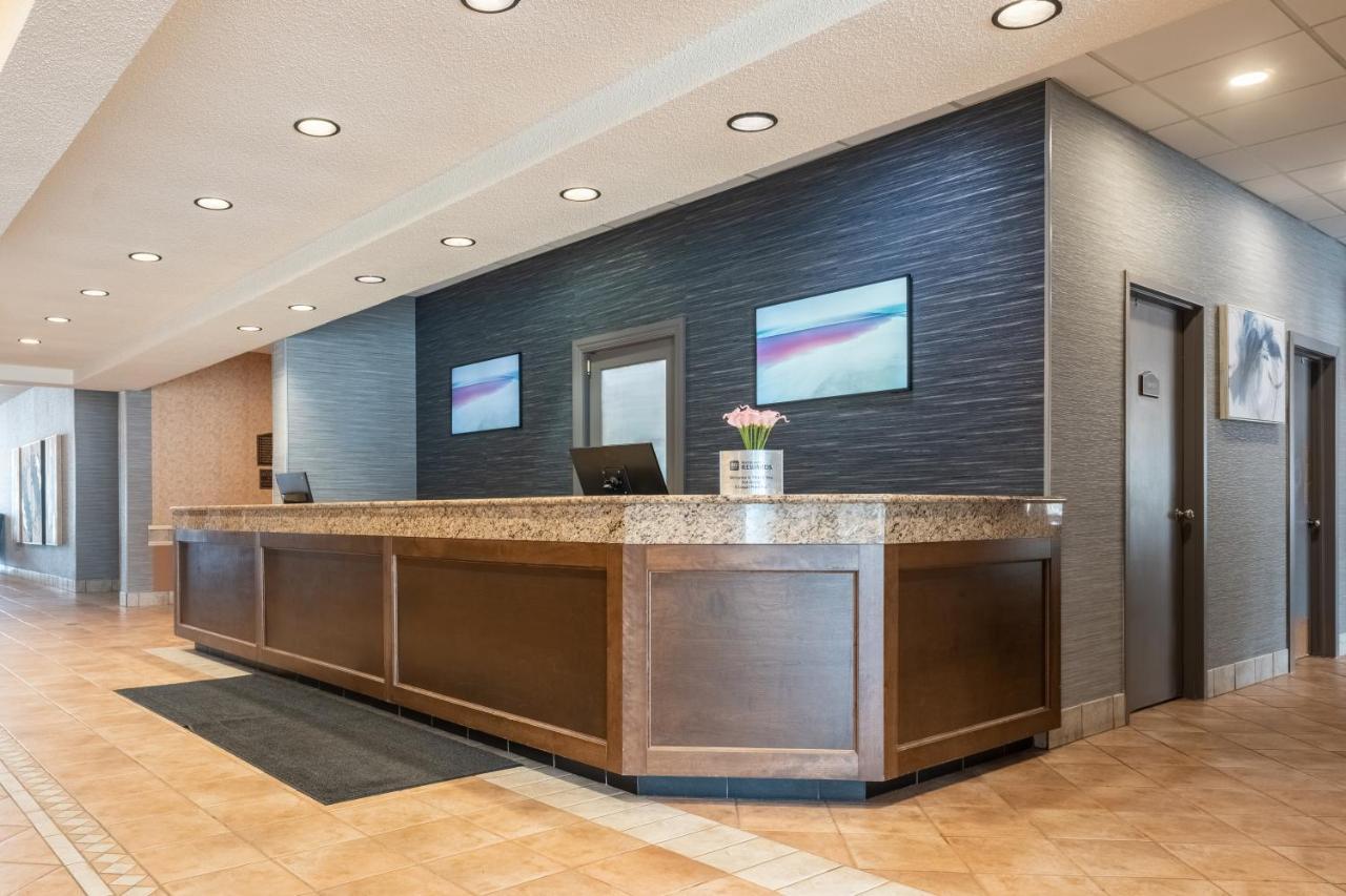Glengarry Extended Stays Труро Экстерьер фото