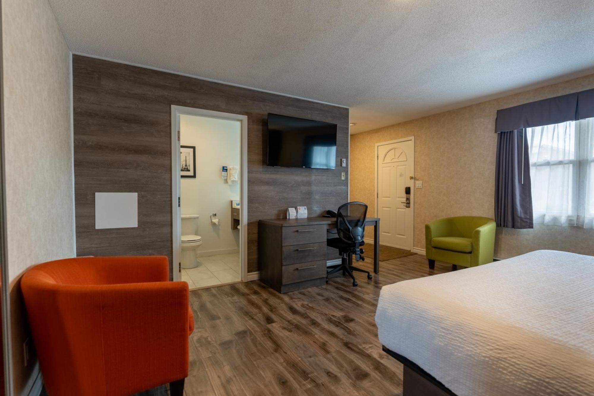 Glengarry Extended Stays Труро Экстерьер фото